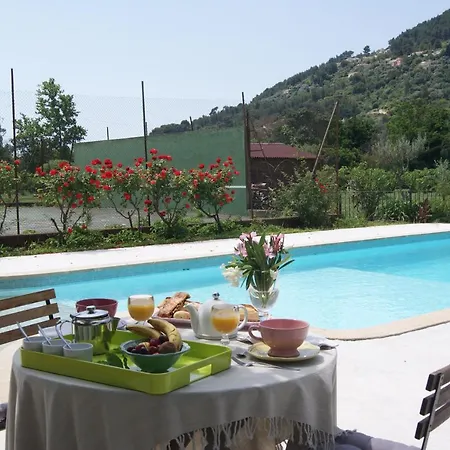 Bed & Breakfast Le Bourguet 3*